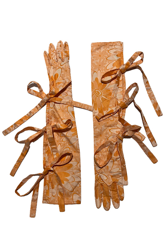 Loveletter Orange Gloves