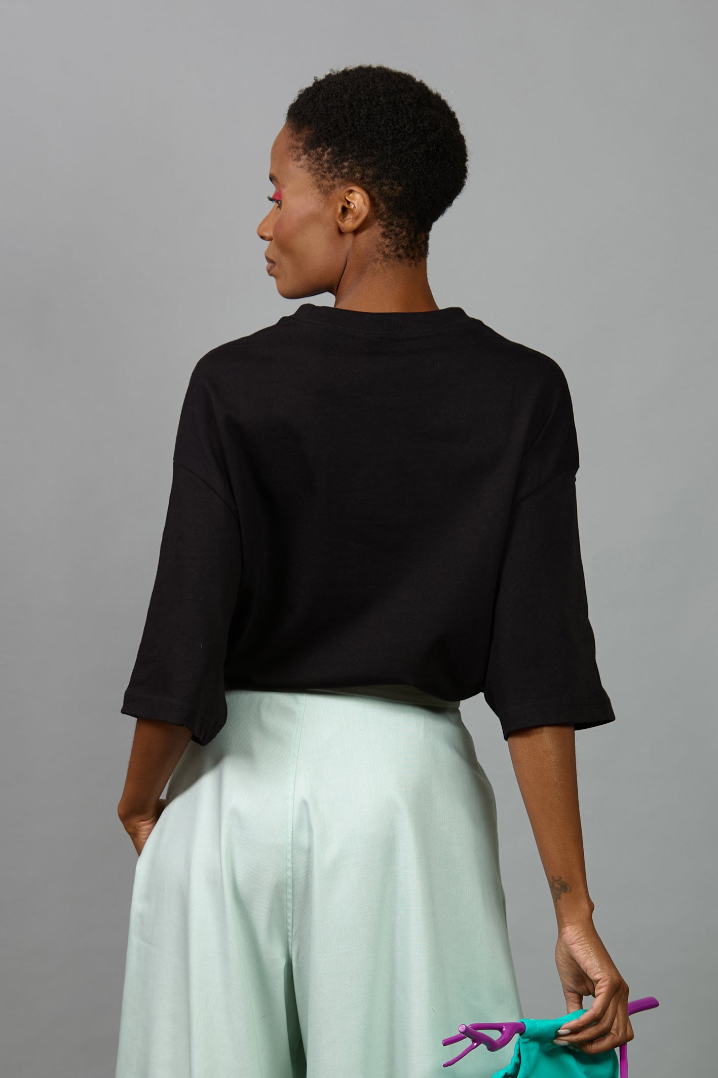 The Pomegranate T-Shirt Black