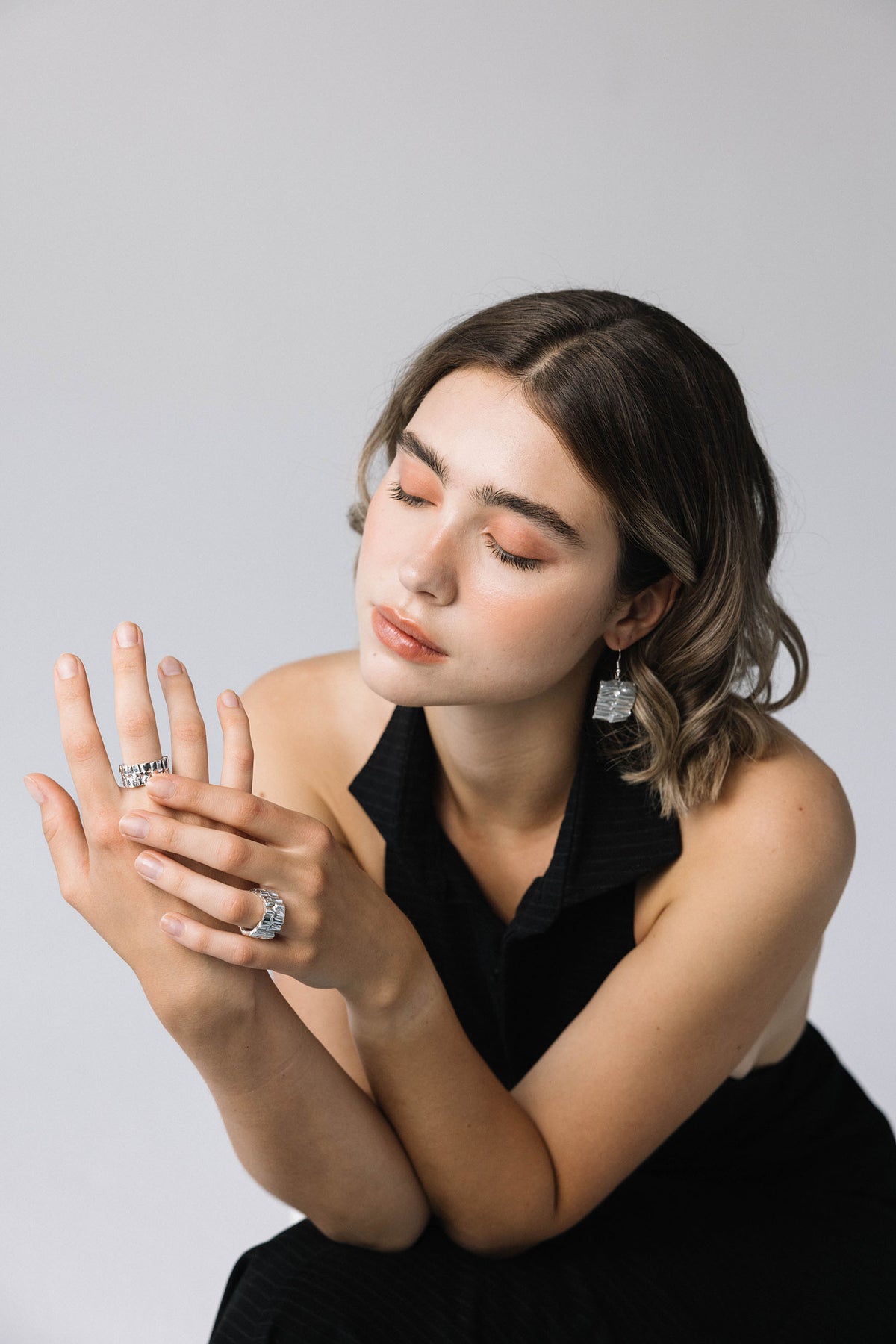 HORIZONTAL RUGBY Ruffle Silver Ring