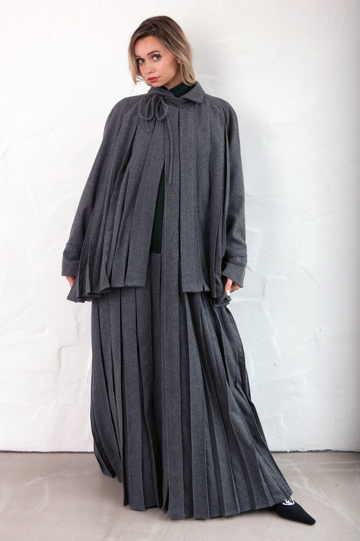 HORIZONTAL RUGBY Pleated Wool Coat