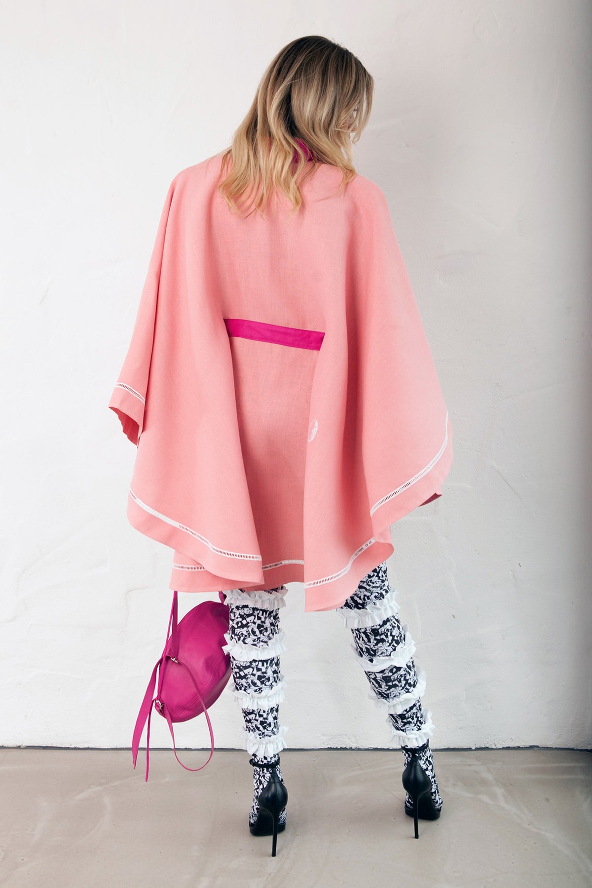 HORIZONTAL RUGBY Pink Rugby Cape
