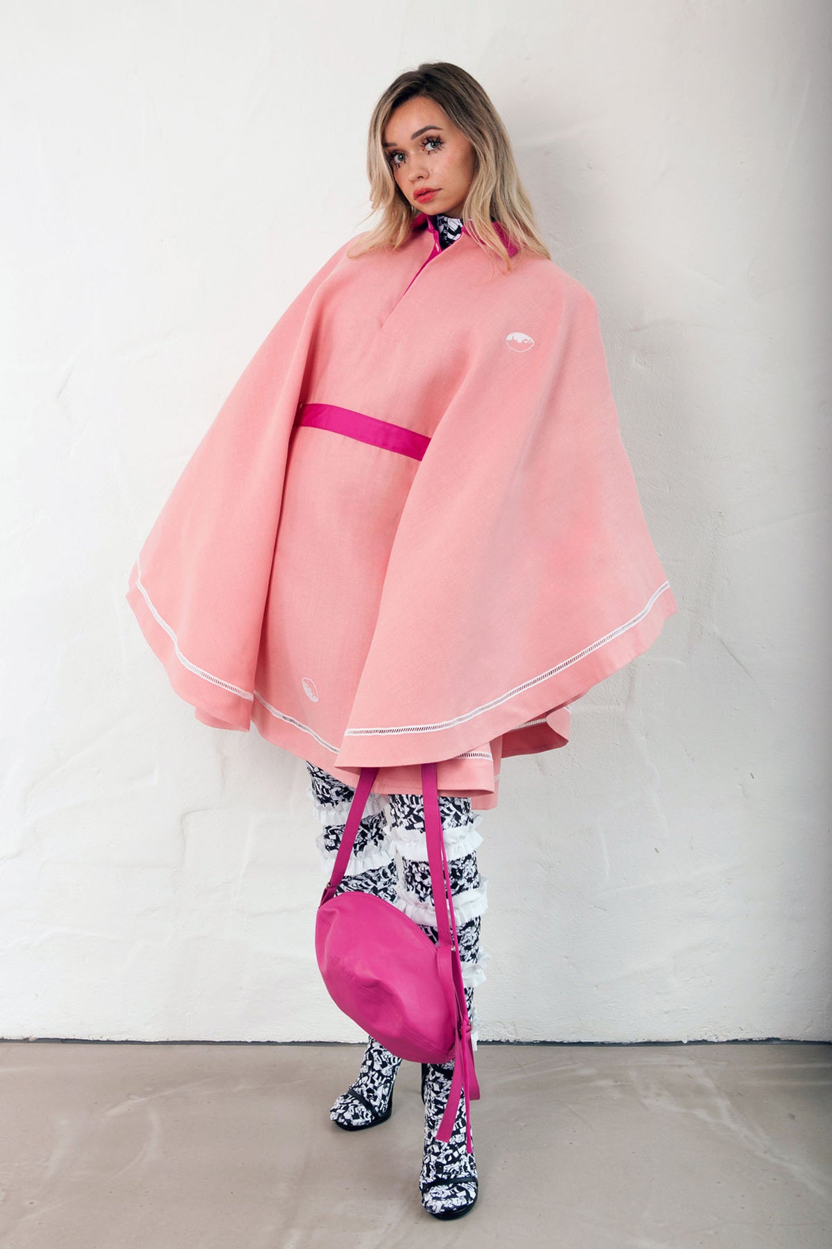 HORIZONTAL RUGBY Pink Rugby Cape